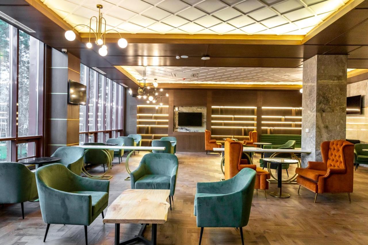 ホテル Wyndham Garden Burabay エクステリア 写真
