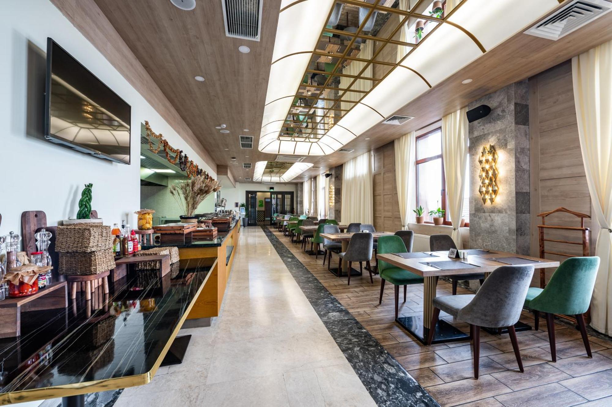 ホテル Wyndham Garden Burabay エクステリア 写真