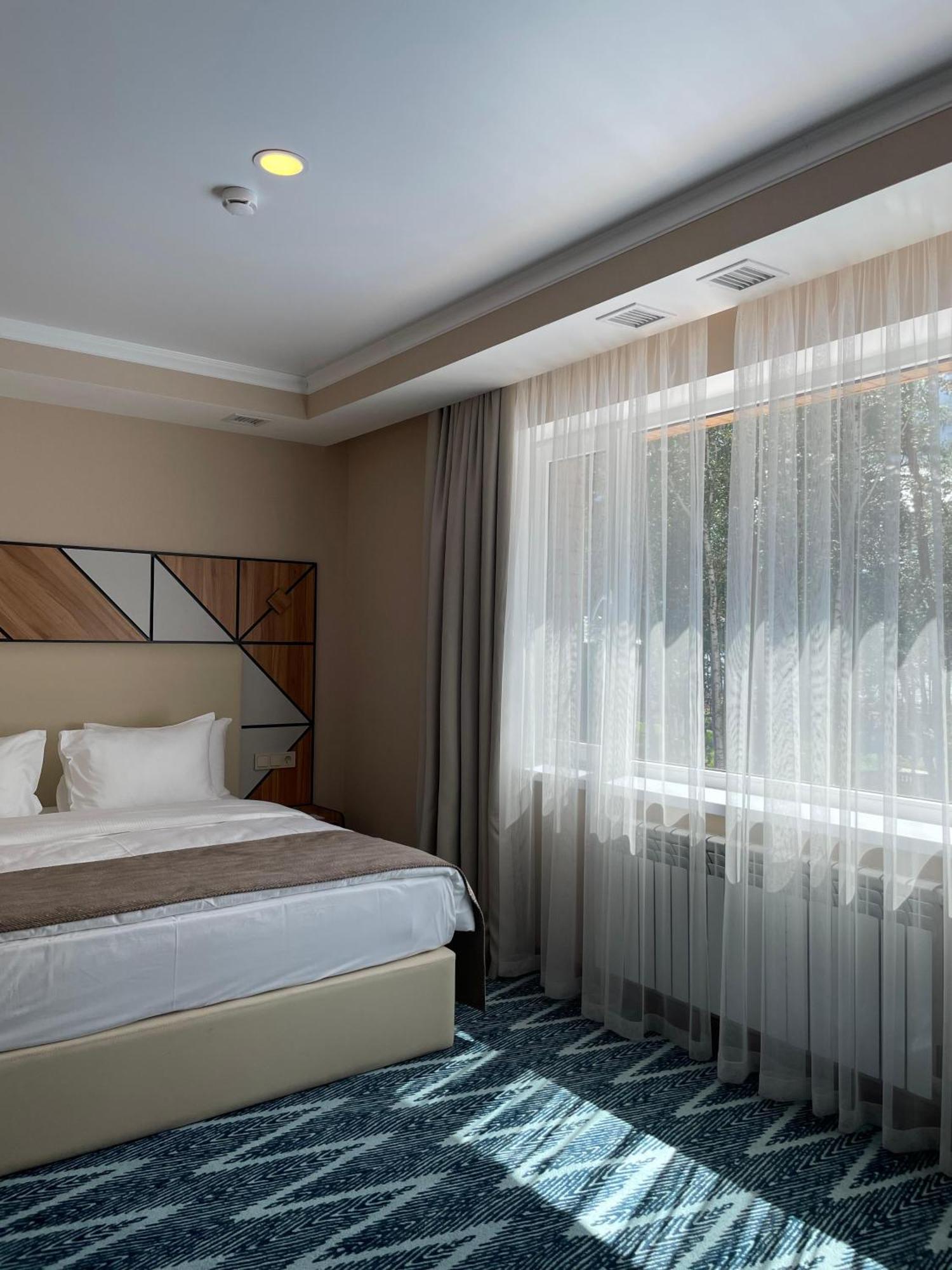 ホテル Wyndham Garden Burabay 部屋 写真